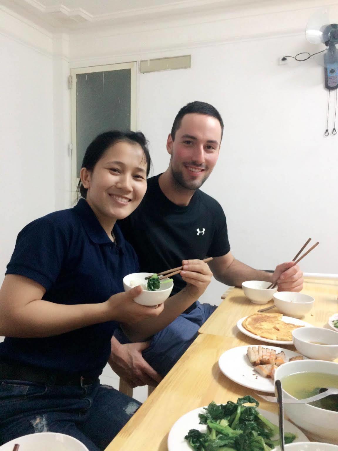 Thuc At 3Am - Hanoi Lotus Eksteriør billede